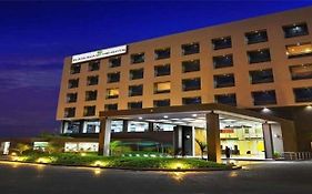 Hotel Narayani Heights Ahmedabad